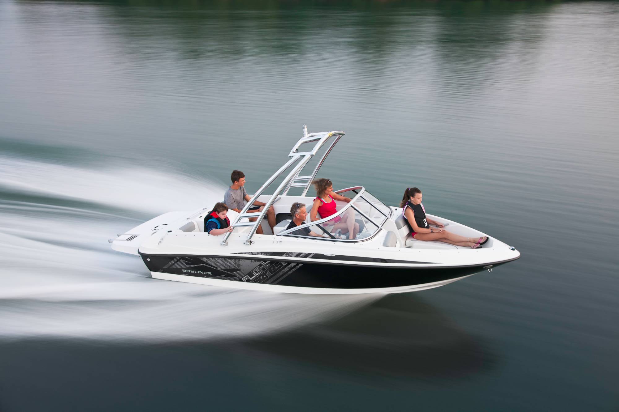Bateau préparé pour l'importation